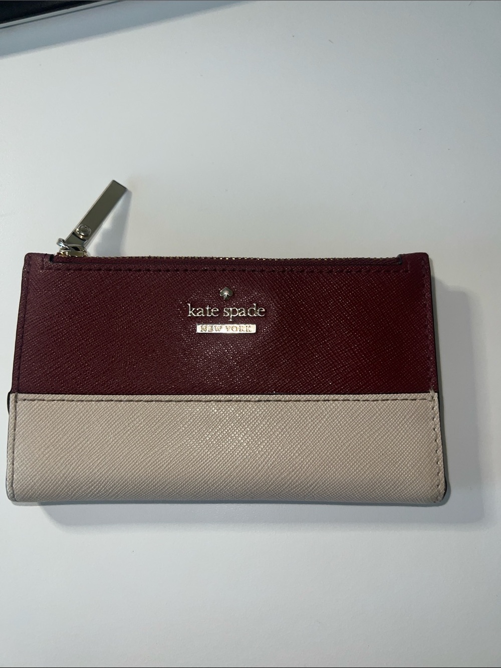 kate spade Two-Tone Burgundy and Cream Zip Card Pouch